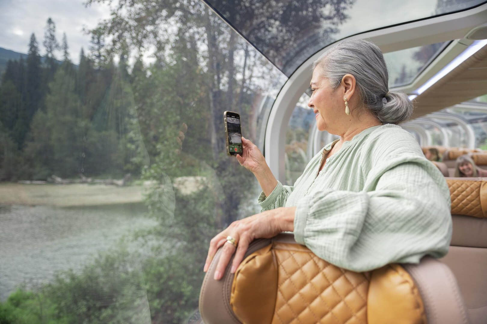 RM24_GoldLeaf_181695-2